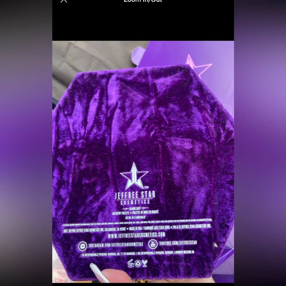 Jeffree Star Purple Velvet Eyeshadow Palette - Picture 4 of 6